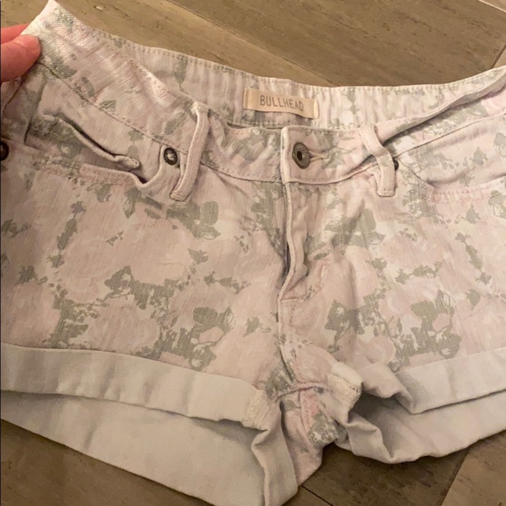 Bullhead Shorts - Picture 3 of 8